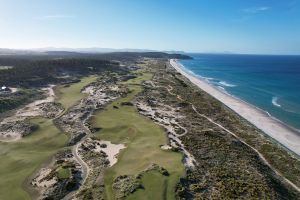 Te Arai (South) 16th Reverse Aerial